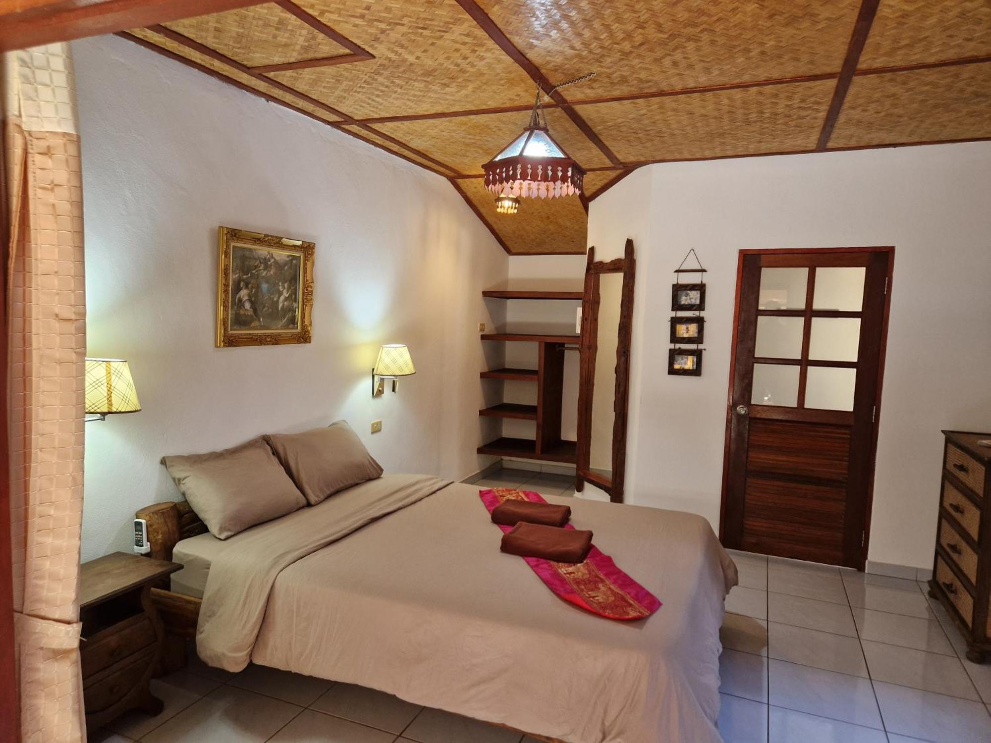 Xpai Hotel Buitenkant foto