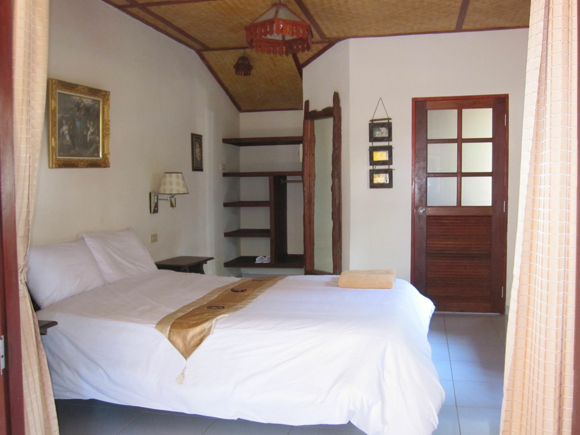Xpai Hotel Buitenkant foto